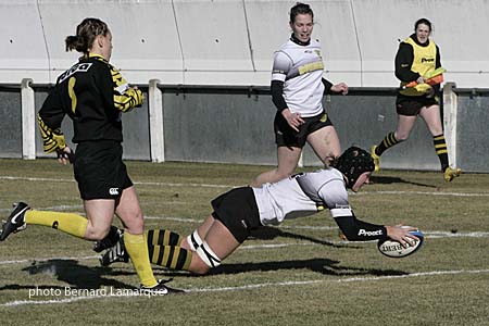 Les Lionnes du stade Bordelais battent Romagnat par 27 à 3 Les Lionnes du stade Bordelais battent Romagnat par 27 à 3
