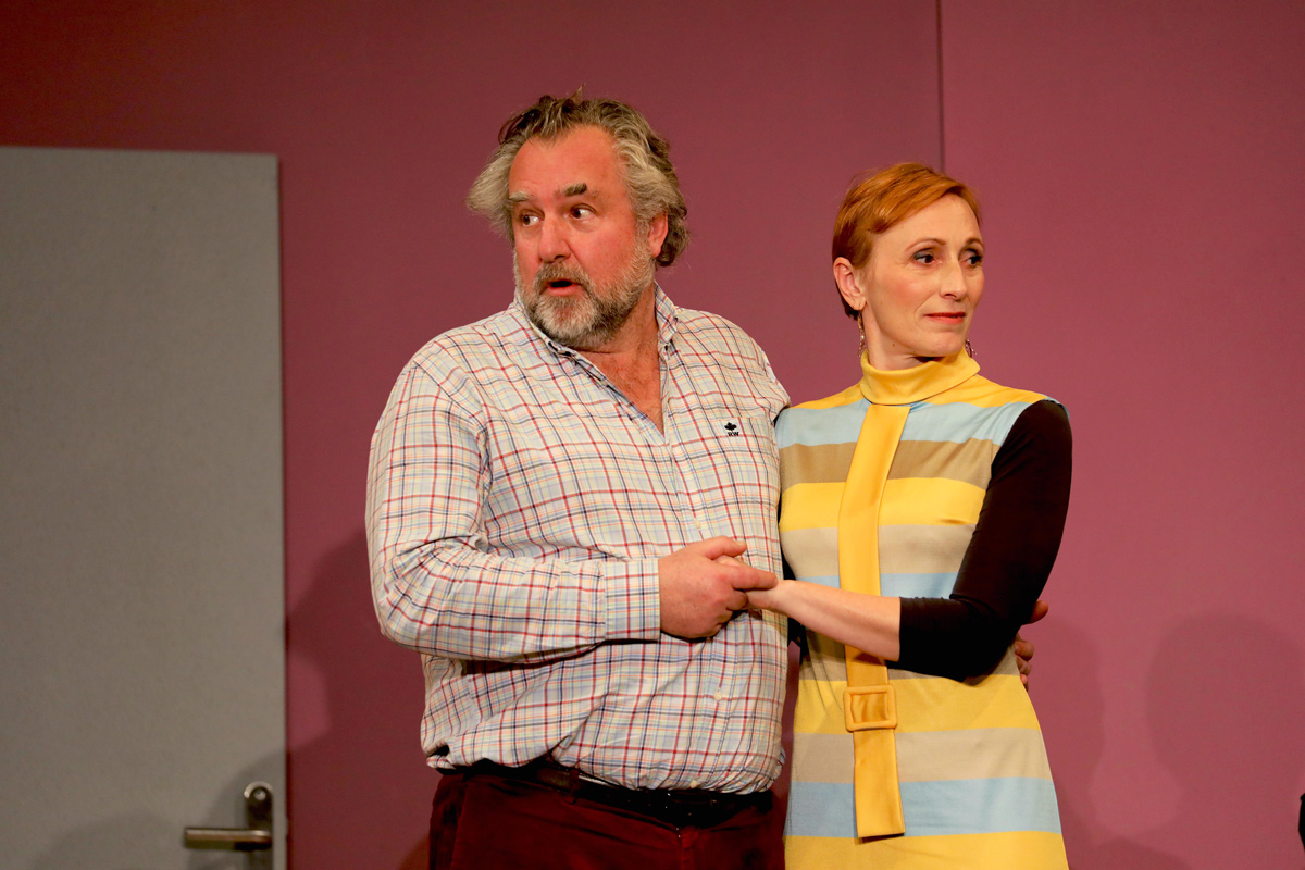 Ça chauffe pour LA NOUVELLE au Théâtre des Salinières Ça chauffe pour LA NOUVELLE au Théâtre des Salinières