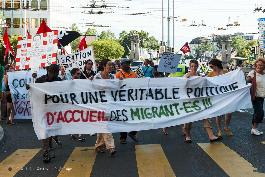 © photo Gustave Deghilage