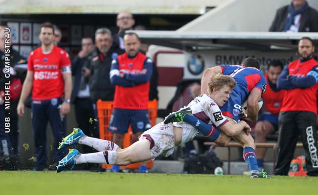 Pour l'instant, un autre australien qui défend Pour l'instant, un autre australien qui défend