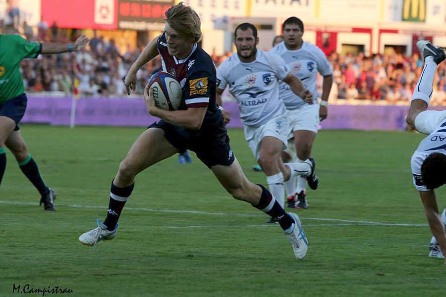 Blair Connor part inscrire son premier essai de la saison