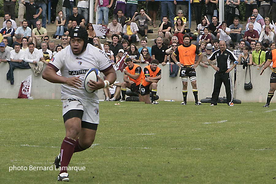 Ole Avéi lors de la finale d'accession