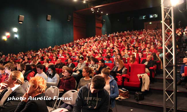 Le public était au rendez-vous lors de cette conférence 
