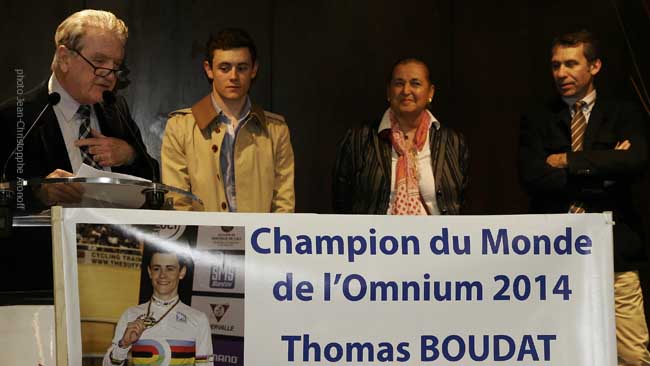 Philippe Madrelle, Thomas Boudat, Martine Faure et de le directeur du CREPS de Talence