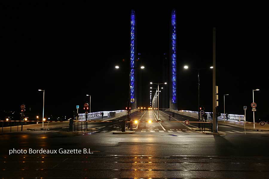 Le pont levant fermé samedi soir