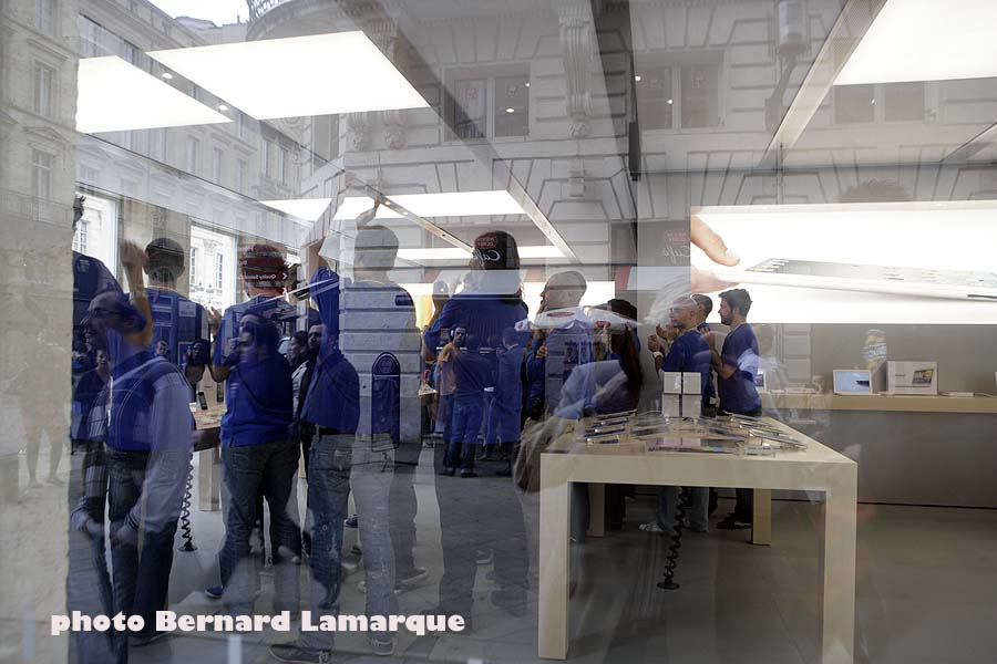 L'Apple Store Sainte Catherine est ouvert depuis ce matin 10h00