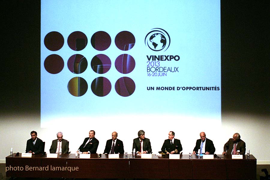 Vincent Feltesse, Philippe Madrelle, Xavier de Eixaguirre, Alain Juppé, Stéphane Le Foll, Michel Delpuech, Alain Rousset et Pierre Goguet