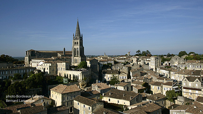 Saint-Emilion ville natale de Jean d'Espagnet
