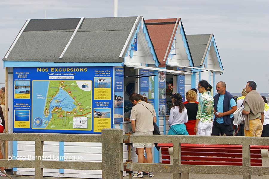 Même si les vacanciers réduisent la voilure, il reste des amateurs pour les excursions 