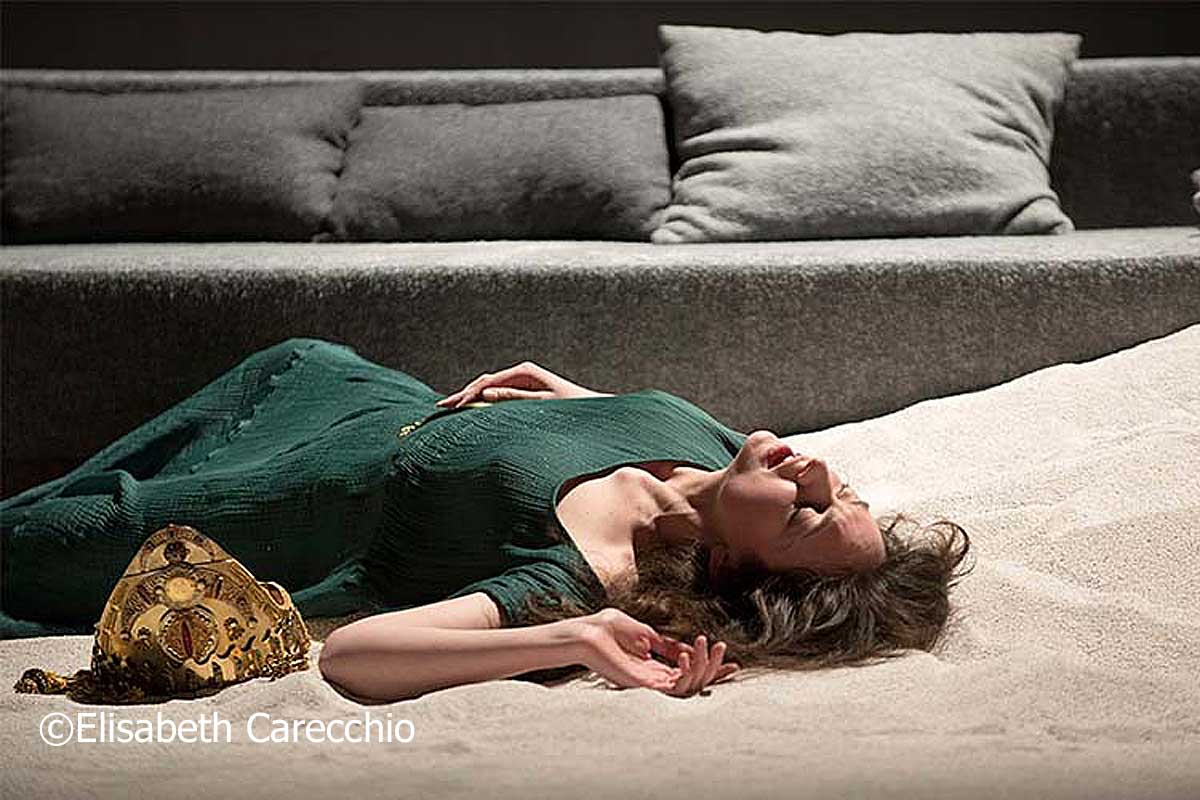 Bérénice de Jean Racine au TnBA Le pouvoir ou la vertu