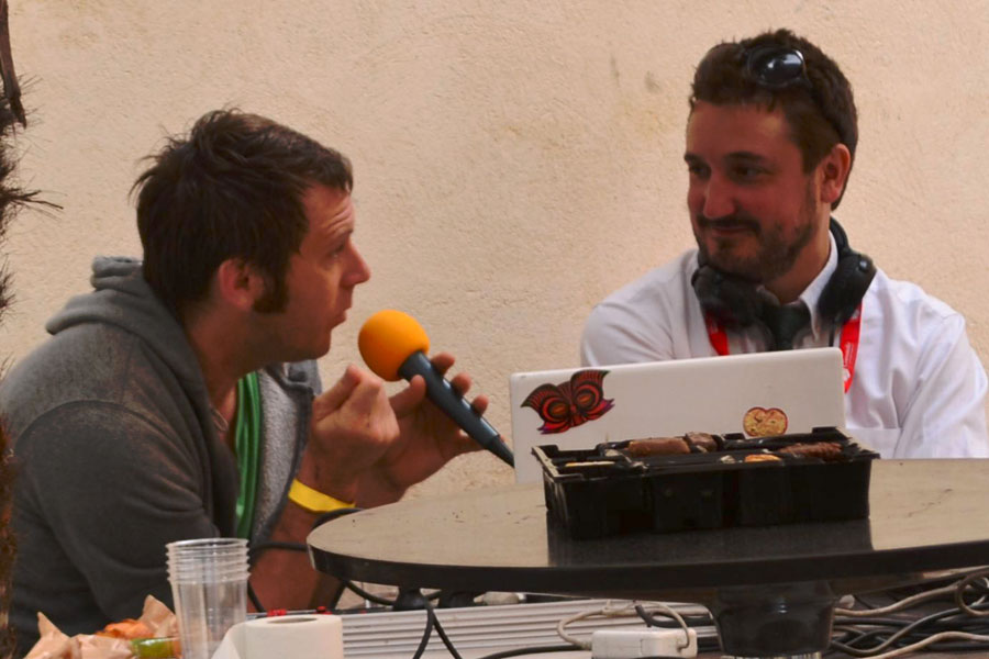 Julien Fournier à gauche interviewé par Yan Beigbeder à droite