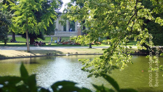  Jardin Public