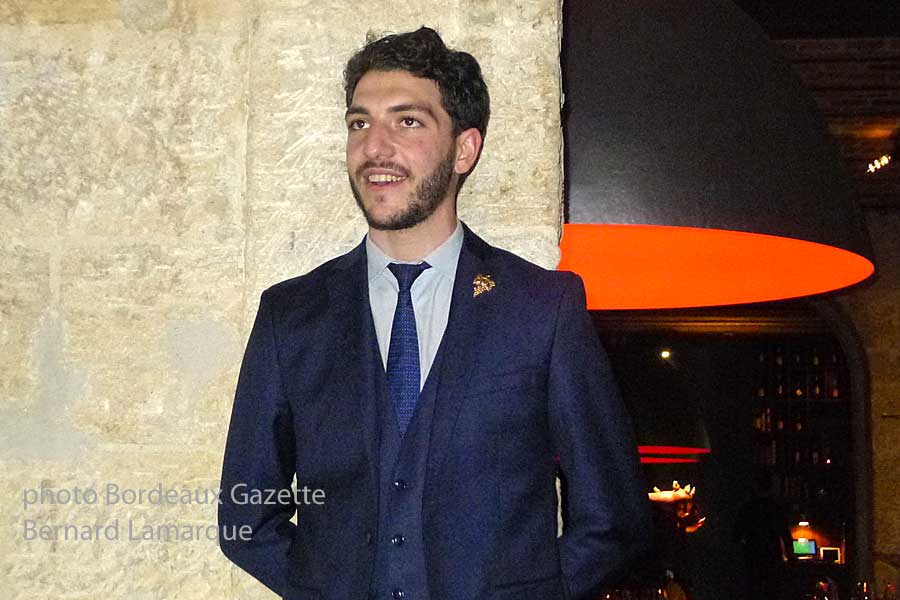 Alexandre Morin, sommelier du "Point Rouge" Alexandre Morin, sommelier du "Point Rouge"