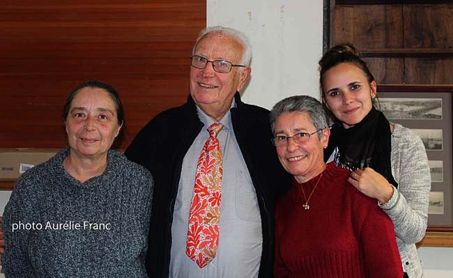 Les membres de l'association Echange Nord-Sud avec au centre Pierre Thocaven. 