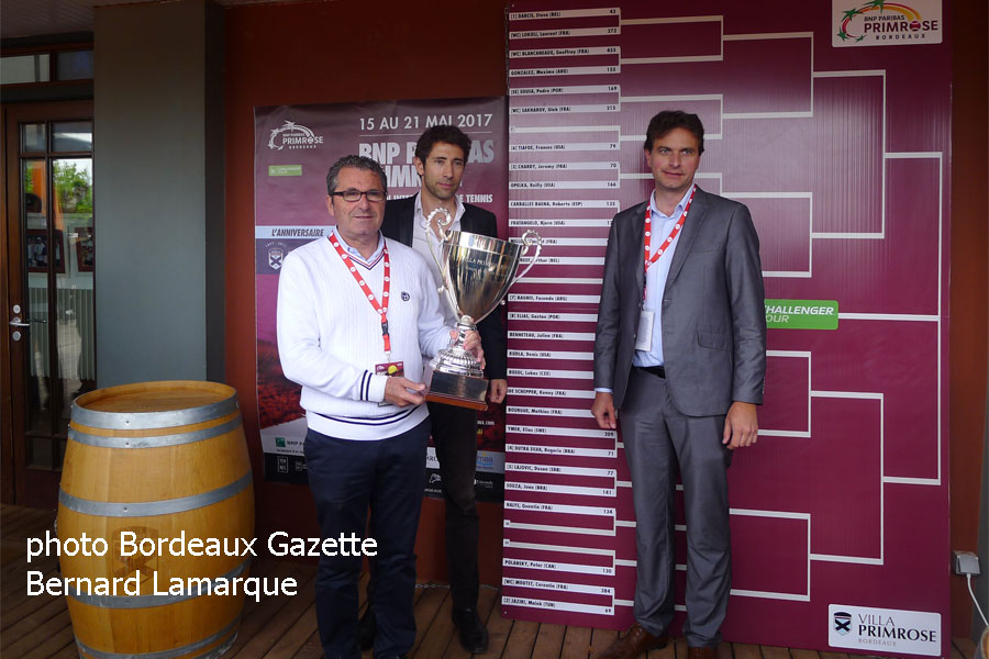 Bernard Dupouy, Jean-Baptiste Perlant et Stéphane Crétois Bernard Dupouy, Jean-Baptiste Perlant et Stéphane Crétois