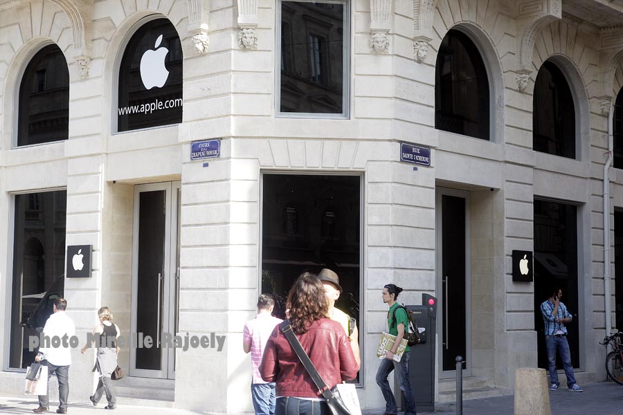 Apple Store SainteCatherine Bordeaux Gazette Annuaire
