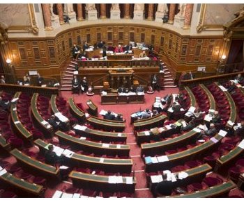 Entre avantages cachés et prébendes, le monde politique rechigne à se réformer … 
