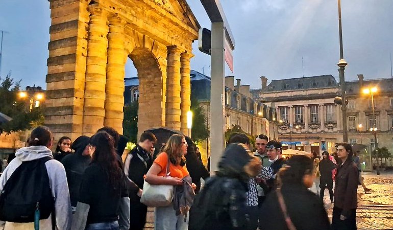 À Bordeaux, le mouvement lycéen tient encore et gagne les étudiants
