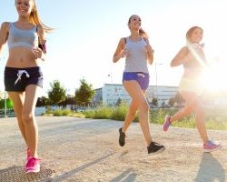 Running au féminin à Bordeaux : bien choisir ses chaussures pour durer