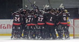 Les Boxers démarrent leur série finale par une victoire