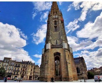 À Bordeaux, Chahuts remet la parole au cœur des quartiers