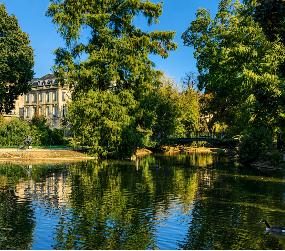 À Bordeaux, le sport du dimanche s'invite dans les parcs