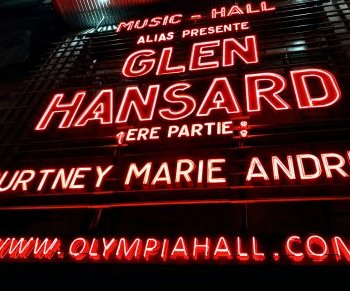 Glen Hansard à L'Olympia : le conteur folk fait lever Paris