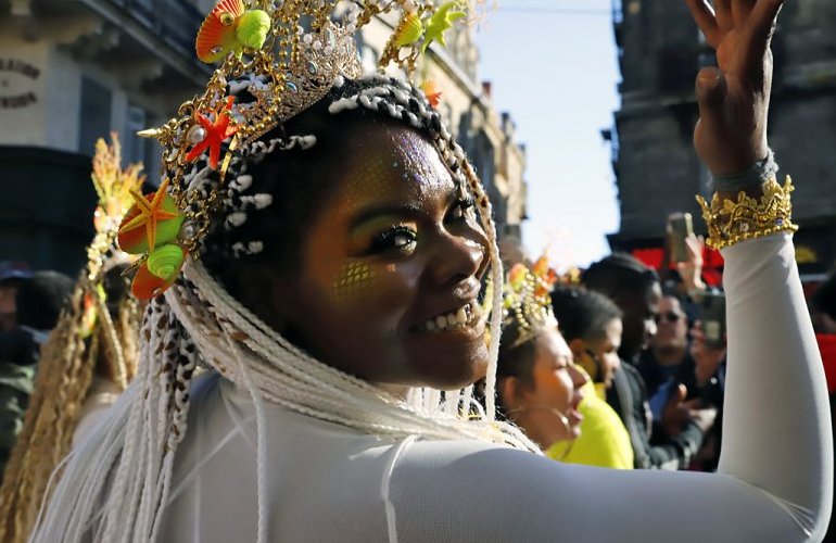 Carnaval de Bordeaux : 35 000 personnes en liesse