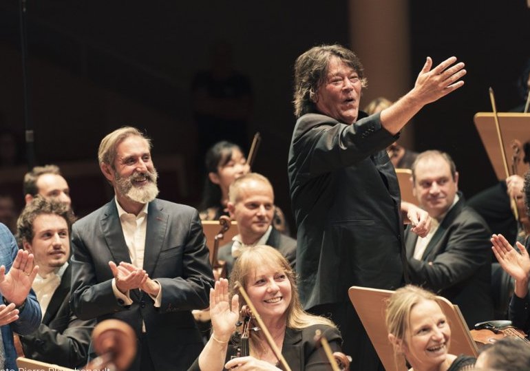 Création mondiale de « HAFIZ » : la nouvelle symphonie du directeur musical de l'onba joseph swensen