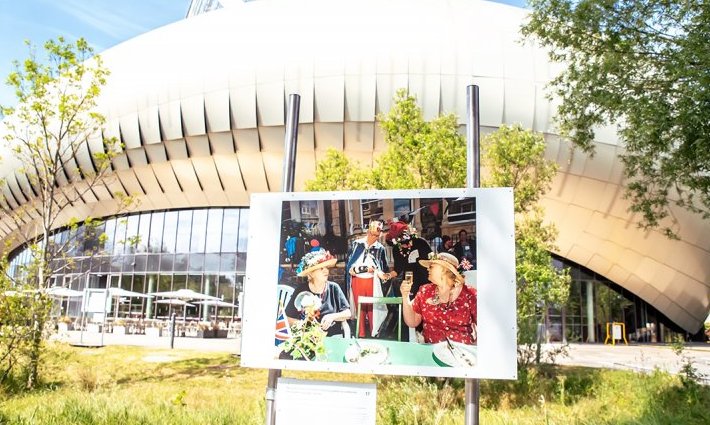Martin Parr à la Cité du Vin : le regard côté jardin
