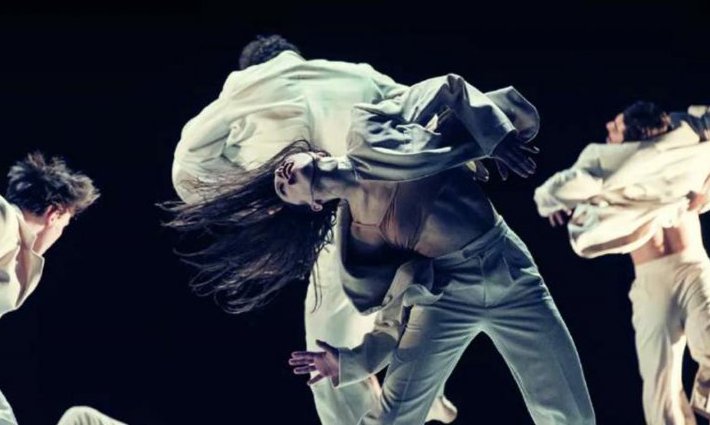 À Bordeaux, le Ballet de l'ONB fait entrer la danse dans la joie