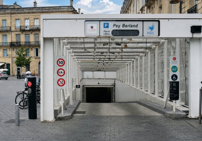 Stationnement à Bordeaux : la nouvelle majorité change de cap