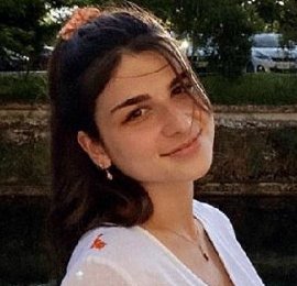 Flore Vanthournout