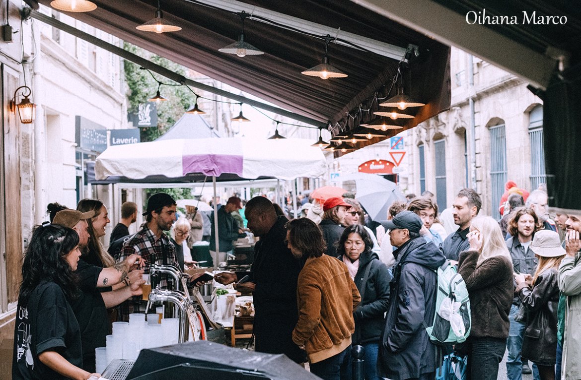 En images : la 44e Fête du Vin nouveau malgré la pluie