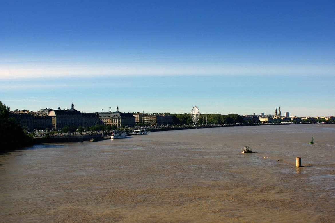 La croisière fluviale sur la Garonne avec CroisiEurope : un autre regard sur Bordeaux et son fleuve