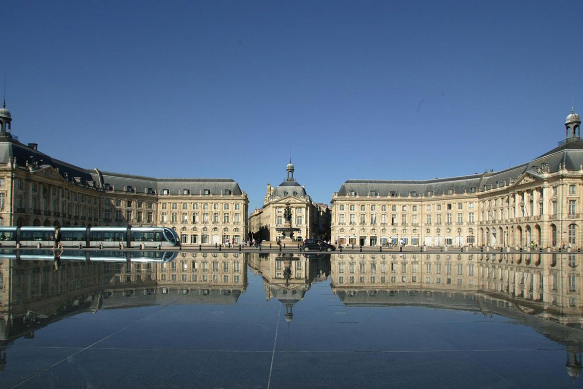 Réservation de parking à Bordeaux : un enjeu majeur pour la mobilité urbaine