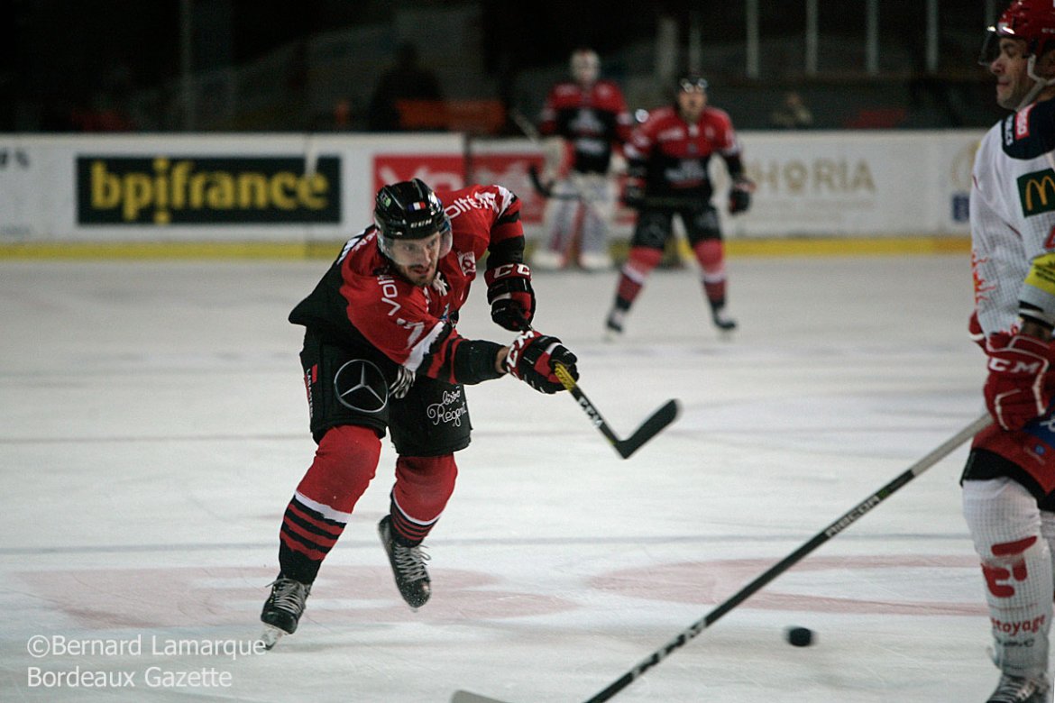 Les Boxers tombent le leader