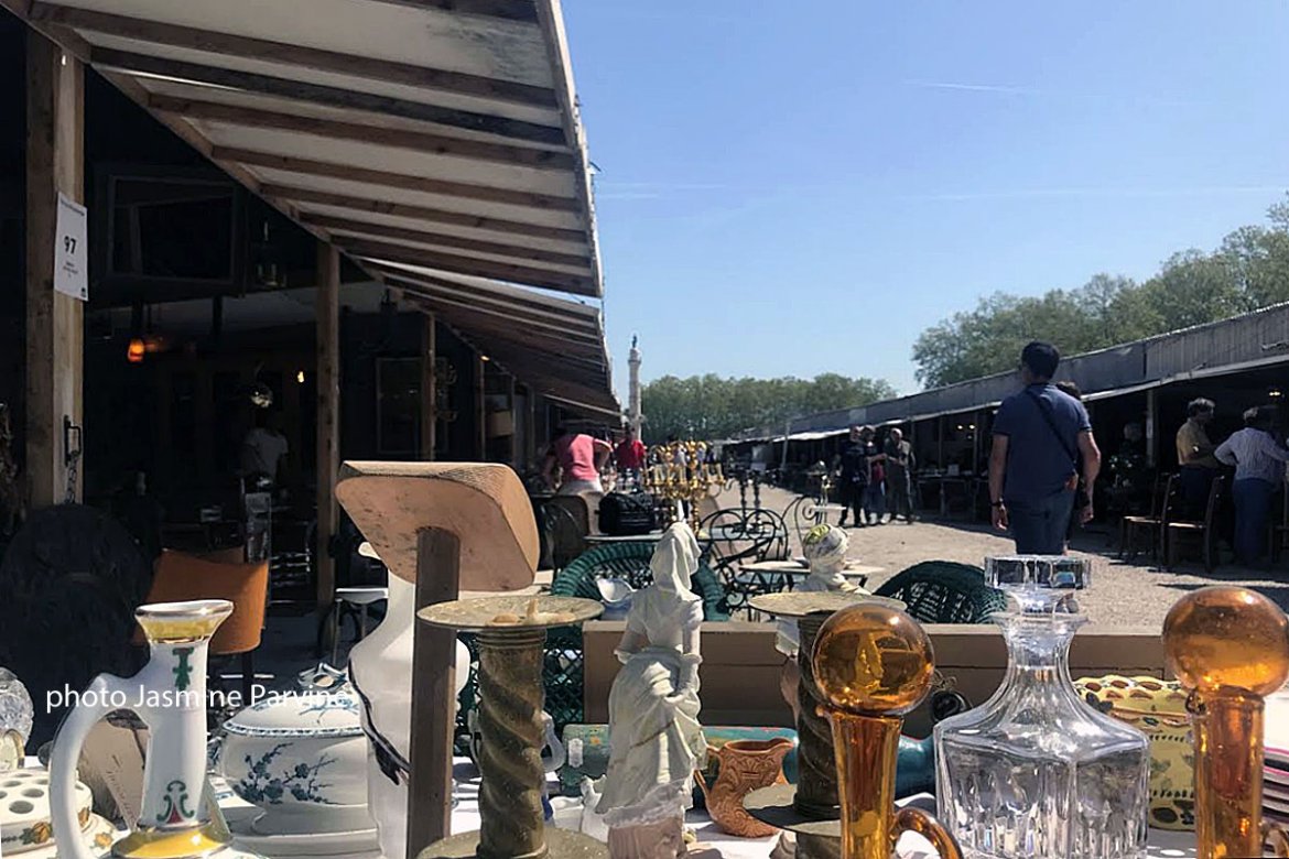 Brocante des Quinconces : à la découverte des chercheurs de trésors