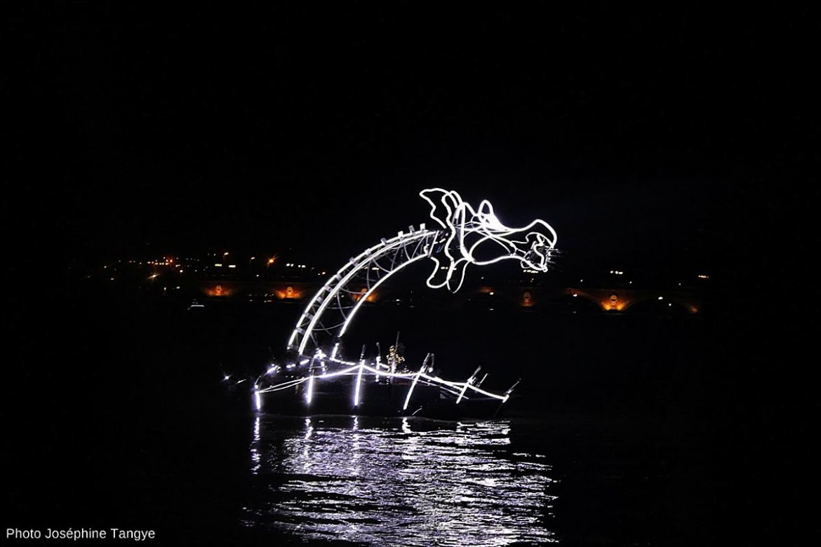 Bordeaux enflammée par les Feux du Dragon