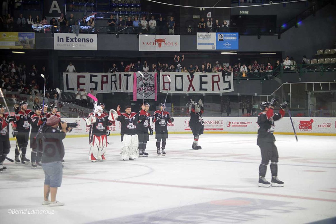 Première victoire à 3 points pour les Boxers