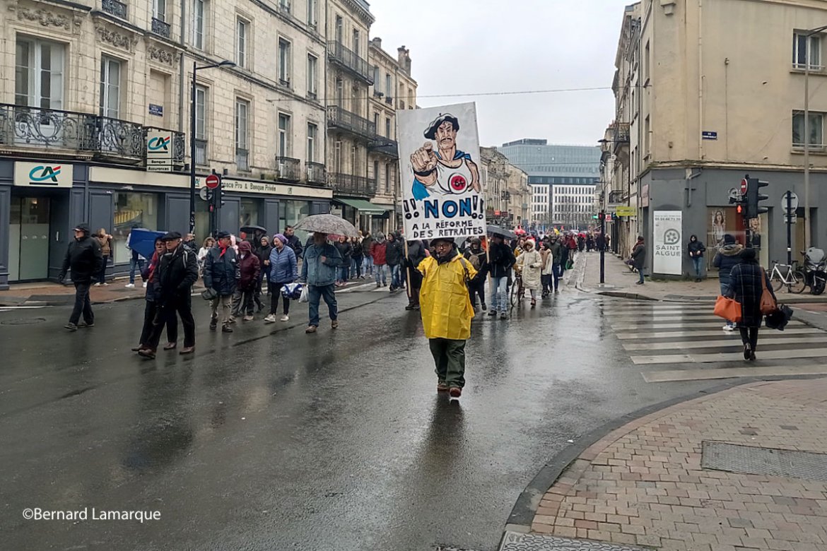 Défilé monstre à Bordeaux