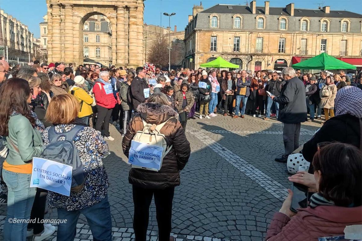 La manifestation du 31 janvier pour la défense des Centres Sociaux