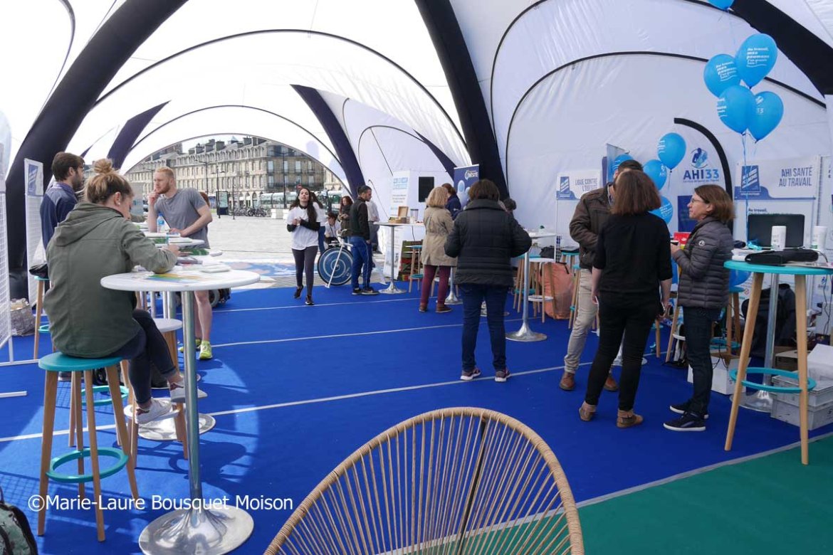 « MAI POUMONS, le Village », s'est tenu pour la 2e année à Bordeaux, Quai Richelieu dimanche 5 mai.