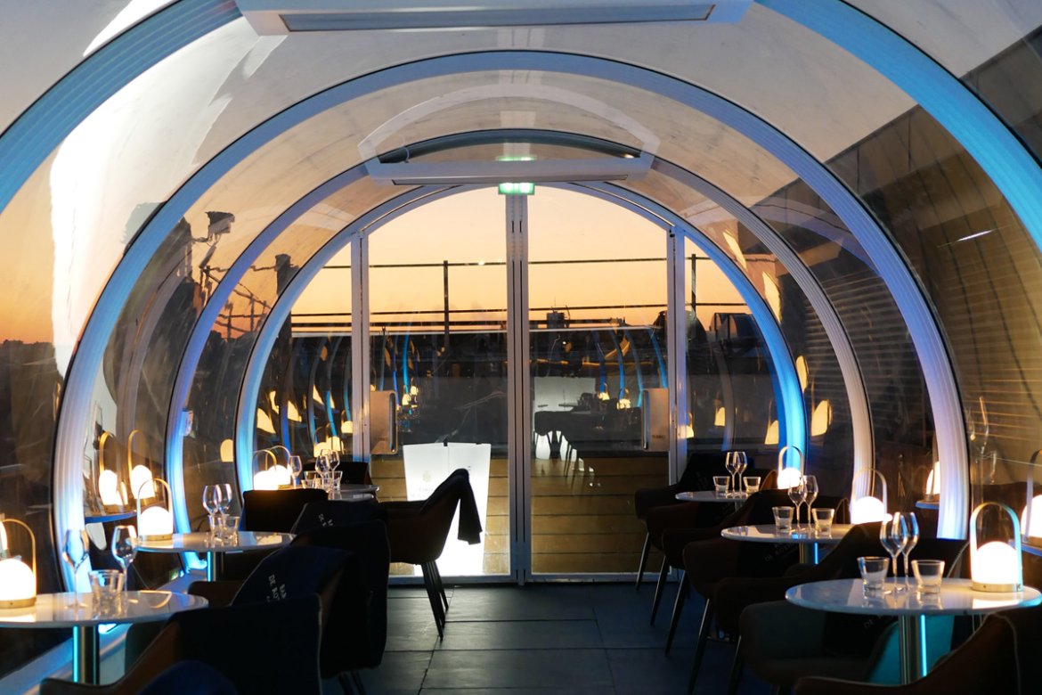 In the Moon for Champagne : un bar éphémère sur le toit de l'InterContinental Bordeaux