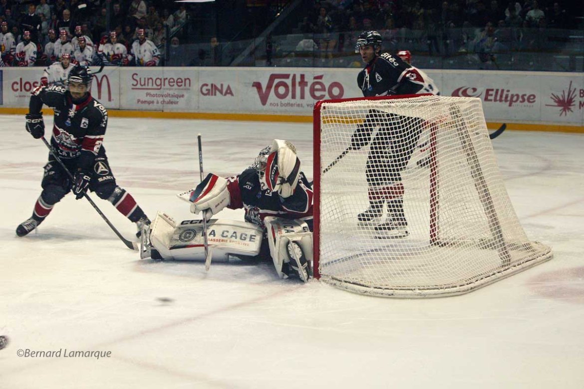 Hockey sur Glace : Les Boxers de Bordeaux se brûlent les ailes
