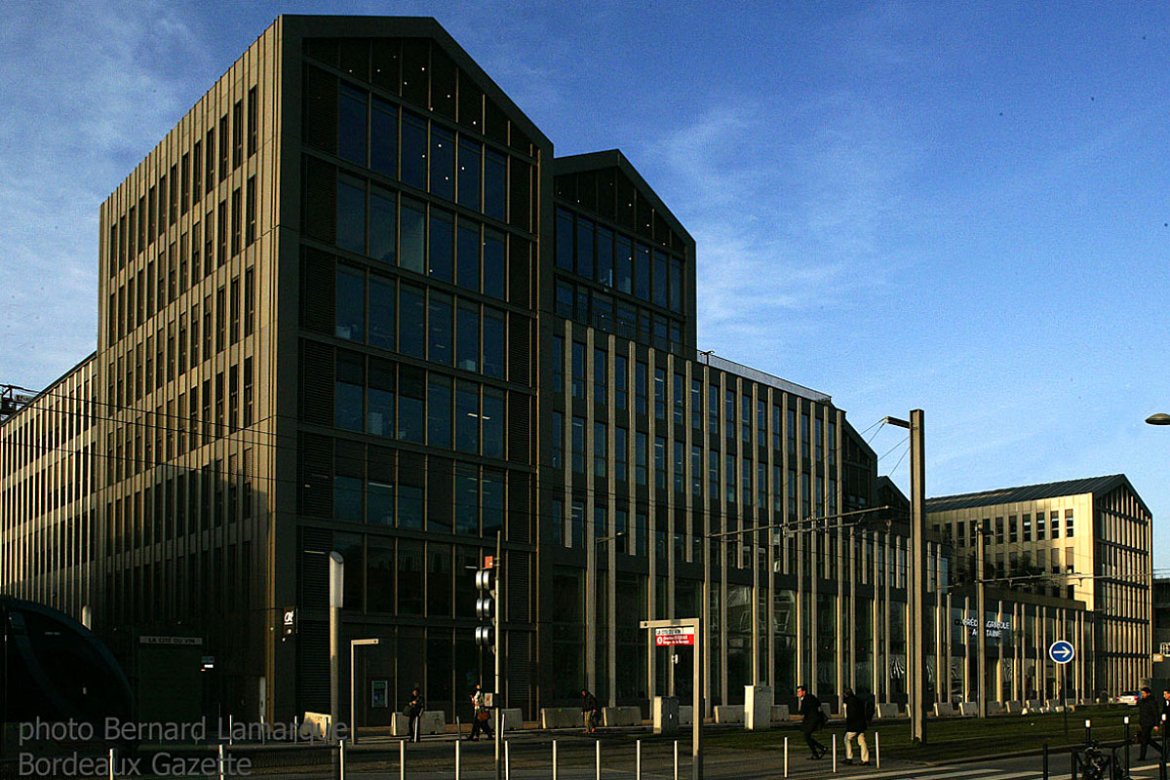 la Caisse Régionale du Crédit Agricole officialise son implantation à Bacalan
