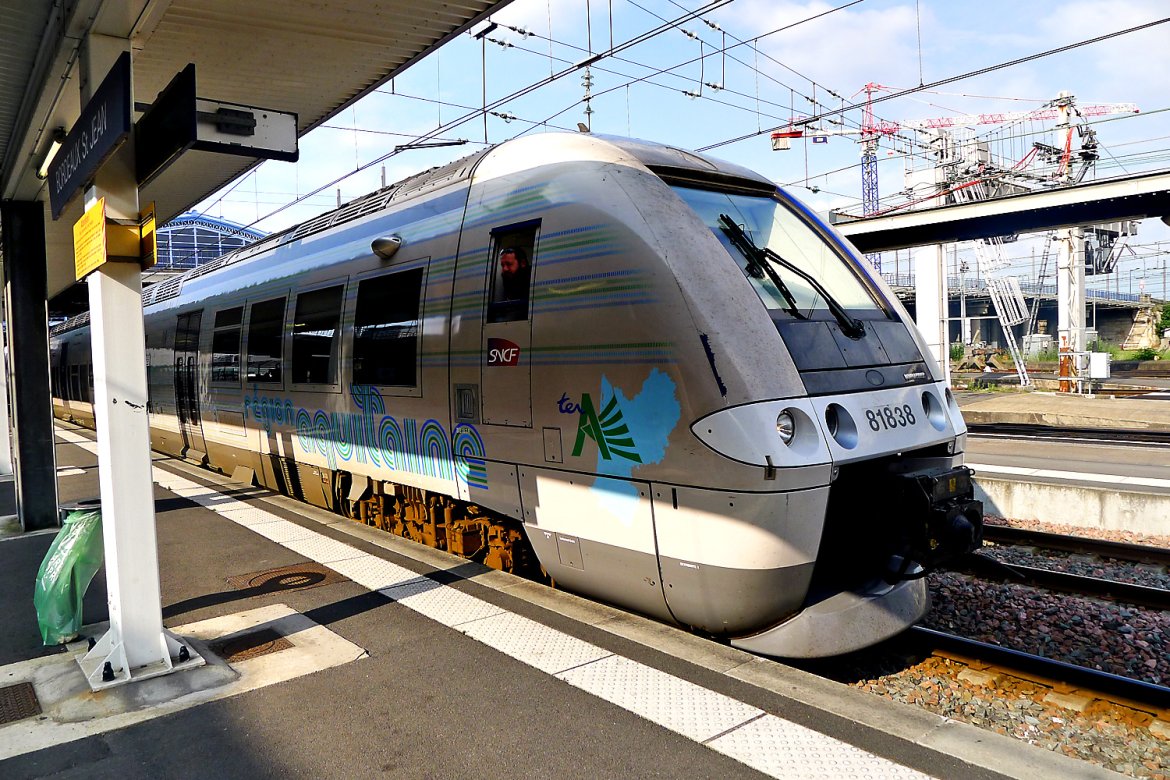 Bordeaux–Mont-de-Marsan teste son premier TER à batteries