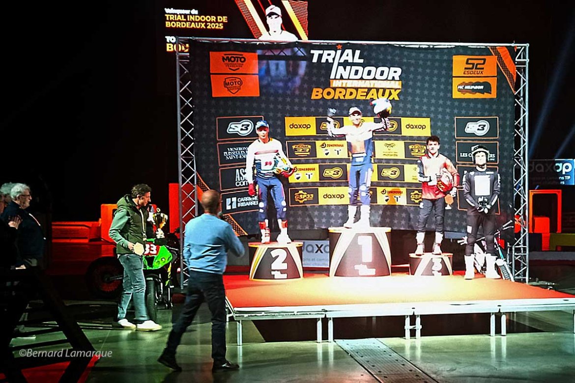 Toni Bou remporte le Trial International Indoor de Bordeaux