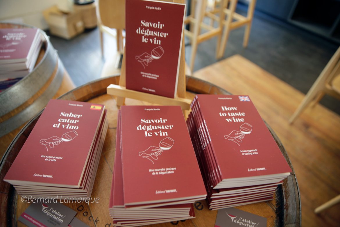Un petit ouvrage pour profiter de "Bordeaux fête le vin"