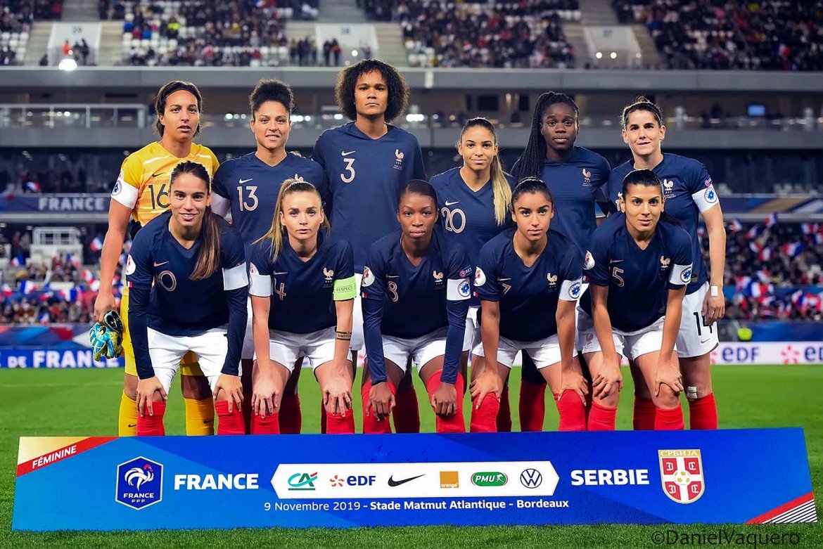 Foot Féminin : La France écrase la Serbie